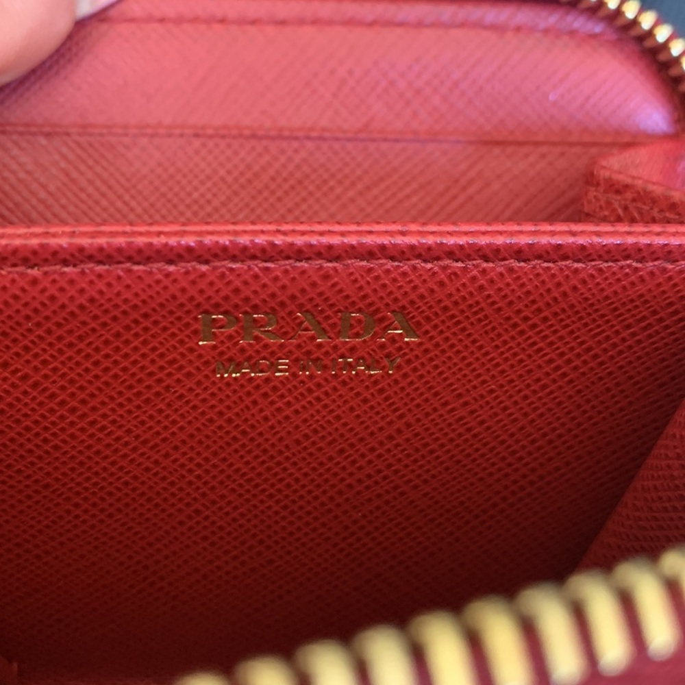 ❤️❤️SOLD❤️❤️Prada saffiano card case/coin case - Picture 6 of 7